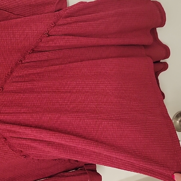 Altar'd State Red V Neck Blouse - Picture 6 of 7